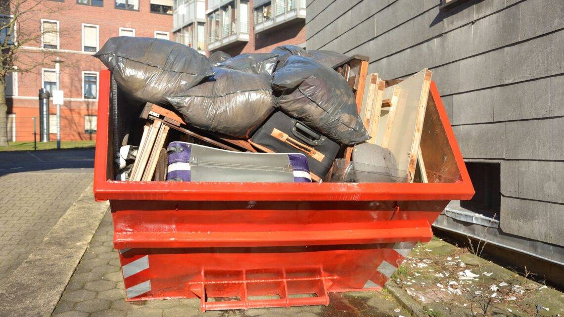 Entrümpelung Duisburg: Was Sie tun können, bevor der Keller überquillt
