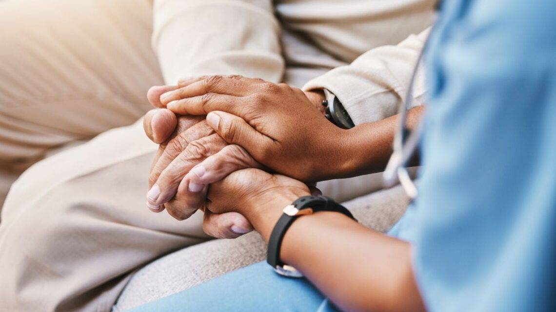 Pflegeberufe im Überblick: Welche Rolle zu wem passt